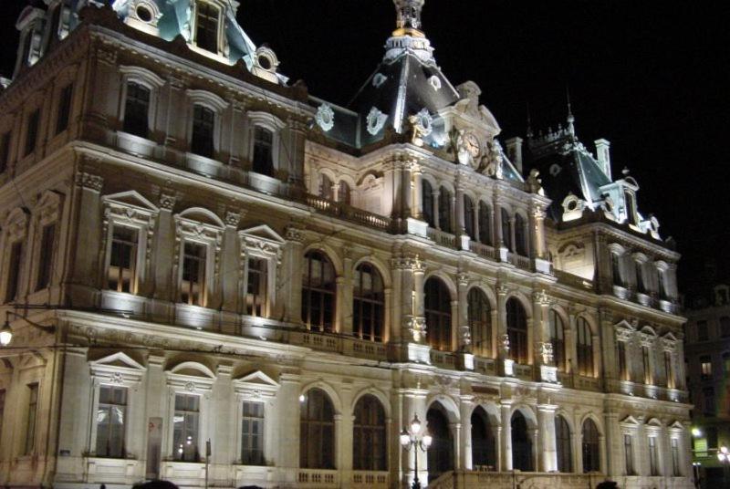 Appartements Cordeliers Lyon Bilik gambar